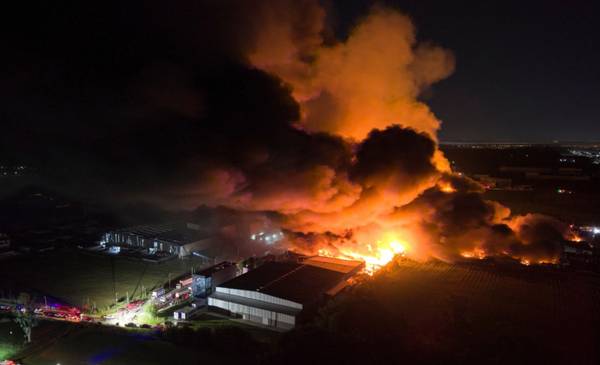 IMPACTANTES VIDEOS.- Ezeiza, zona de guerra y miedo: "¡Corran! ¡A casa, a casa!"