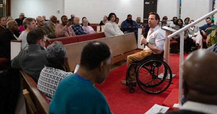 Iowa U.S. Senate hopefuls link life stories to themes of faith, perseverance and justice