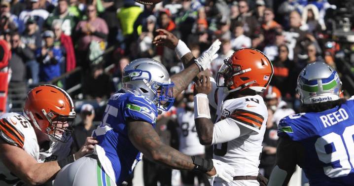 5 things to know about Ravens’ new edge rusher Dre’Mont Jones