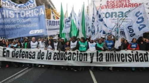 Comenzó un nuevo paro docente universitario por 72 horas