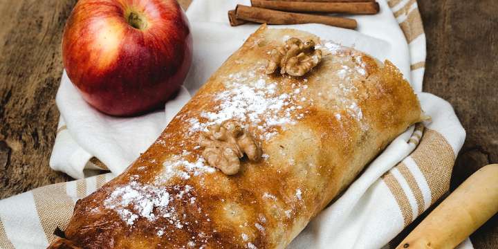 Strudel de manzana sin horno: prepara este postre austrohúngaro en tu sartén y en pocos minutos