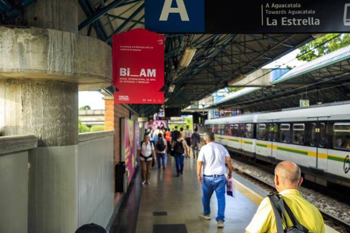 El Metro de Medellín reiteró que está prohibido hacer campaña política en sus instalaciones