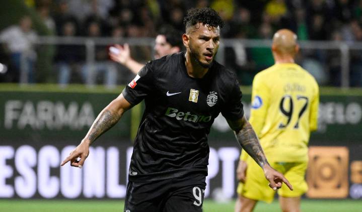 Un defensa colombiano llegaría al Sporting CP de Luis Javier Suárez