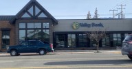 Suspect held on robbery charge after confrontation at Butte bank