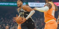 Bucks’ Giannis Antetokounmpo leaves game early vs. Cavaliers due to a left groin strain