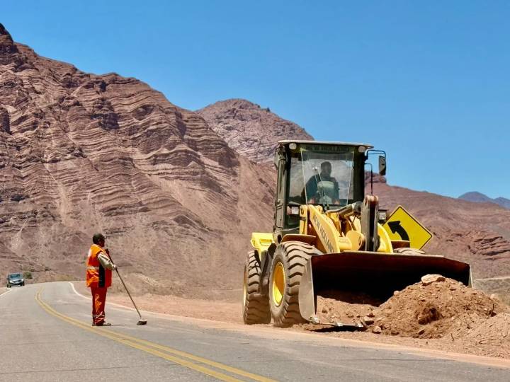 Vialidad Nacional trabaja en tareas de mantenimiento en la Ruta Nacional 68