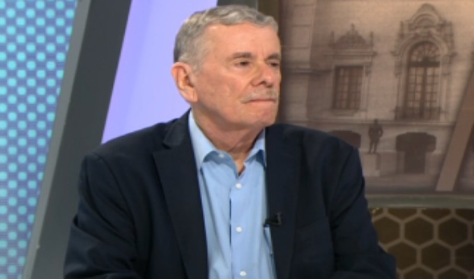 Fernando Rospigliosi sobre Zaira Arias: Critica al Congreso, pero está loquita por acceder