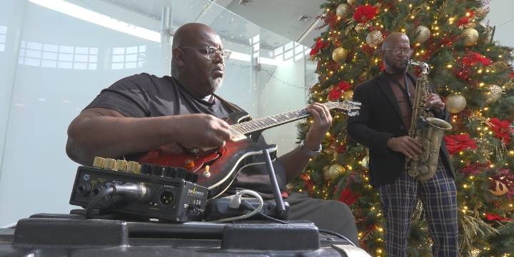 “We enjoy it as much as they do”; music group spreads holiday cheer at BTR