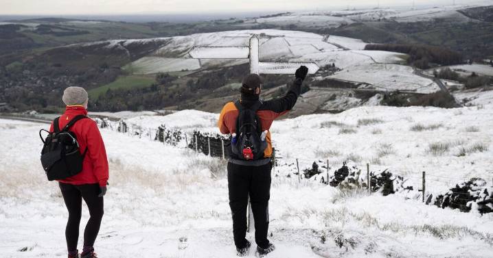 Snow maps show 11 areas facing Arctic blitz this week as freeze hits 