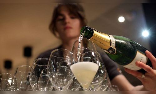 Thailand U-Turns on afternoon booze ban after backlash from tourism industry