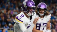 J.J. McCarthy-led Vikings back in NFC North hunt, plus game balls and gaffes from NFL Week 9