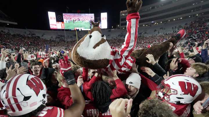 UW picks up another Grand Valley State player from…