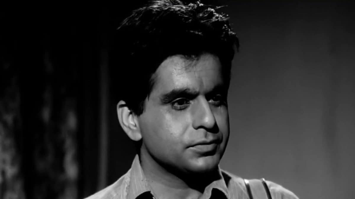 Her Romance With Dilip Kumar Ended After Brother’s Death Threat, Married Her Sister’s Husband