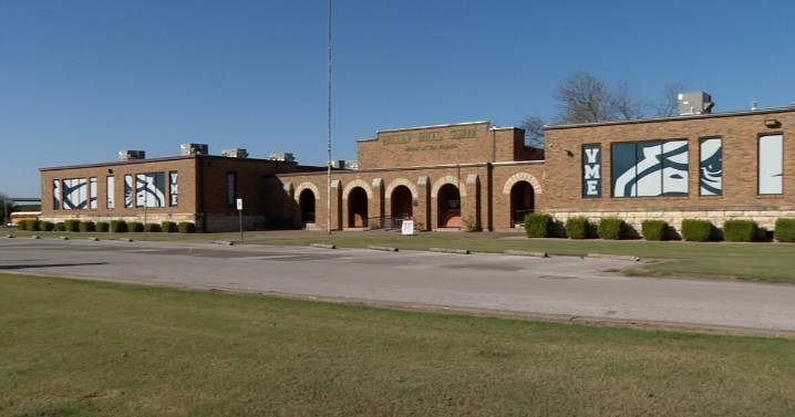 Valley Mills voters decline to pass two school bonds