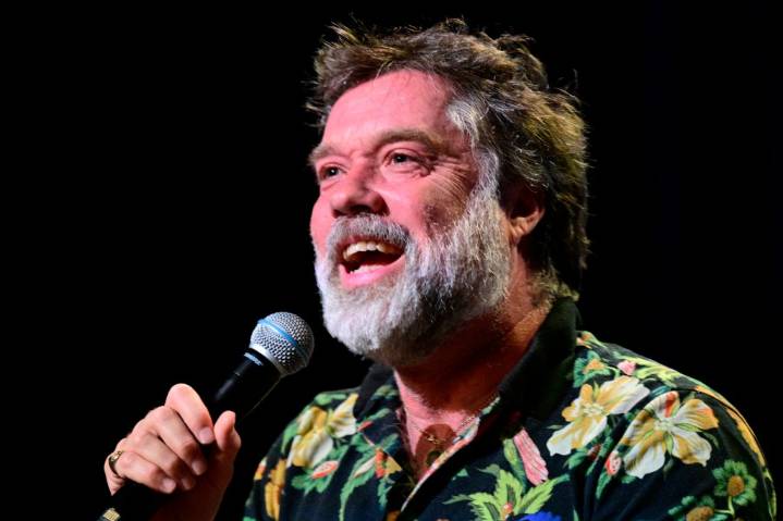 In Canada: Rufus Wainwright Makes Apparent Trump Jab at World Series Performance