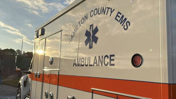 Hamilton County overdose prevention team debuts paramedic