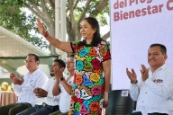 Entrega Irma Bolaños instrumentos a 2 bandas filarmónicas infantiles