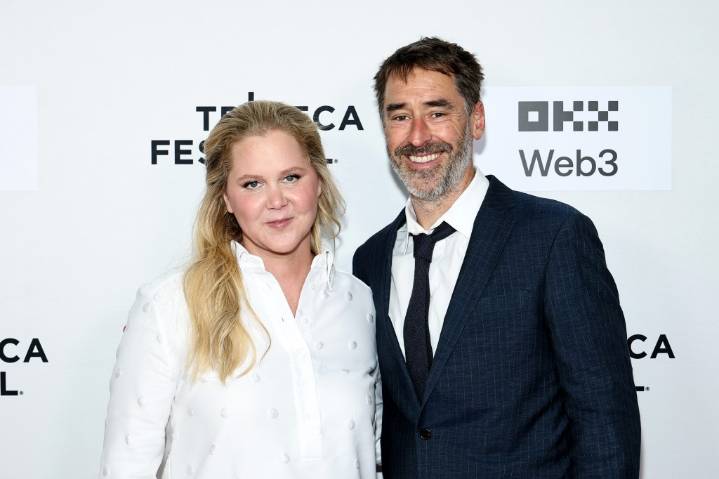 Amy Schumer denies she’s divorcing husband after dramatic weight loss