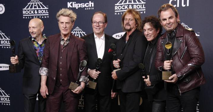 Journey plans 2026 farewell tour with 60 stops, including Lincoln