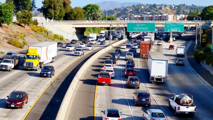 Good News For Canadian Snowbirds As Road Trips To Favorite U.S. Destination Get Cheaper This Winter