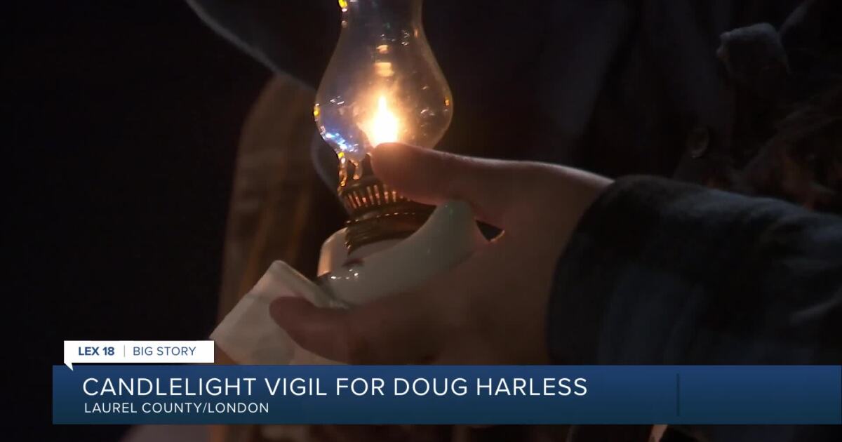 Community holds candlelight vigil for Doug Harless