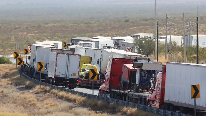 Descarta Unión de Gasolineros desabasto de combustible por cierre de carreteras