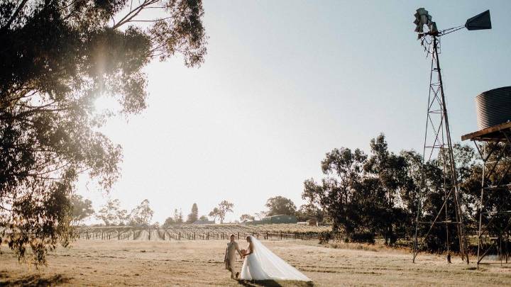 Wedding of the week: High school sweethearts get engaged on a SKI LIFT before breathtaking WA wedding