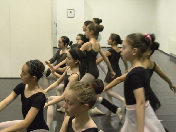 Se complica operación para salvar a Artistas del Acero