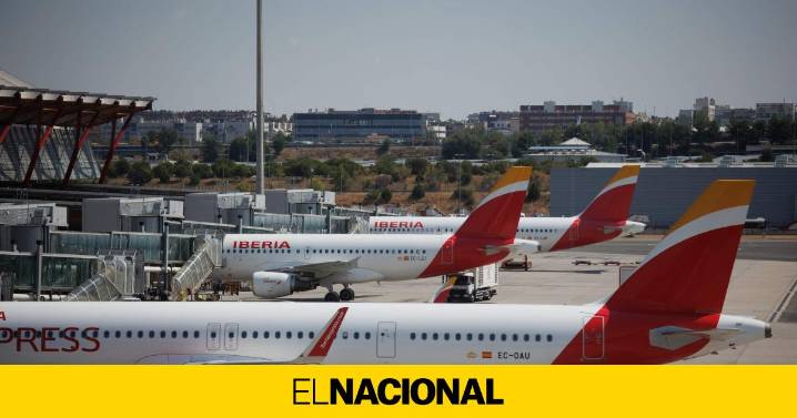 El pánico se desata por el choque entre Venezuela y EE. UU.: Iberia cancela los vuelos al país caribeño