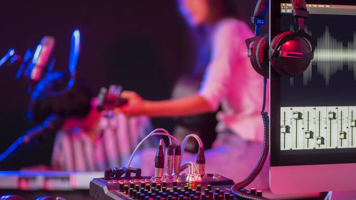 Polémica: SIC sancionó a Sayco por abusar y obstaculizar gestión de derechos de autor