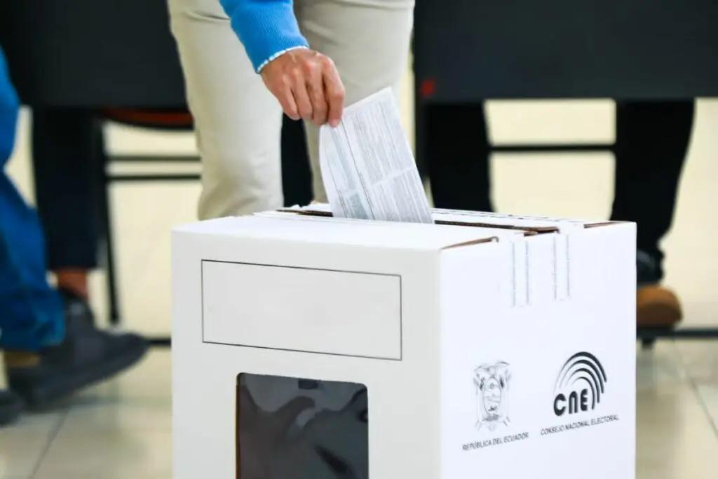 Ecuador dice no a la instalación de una base militar de EU