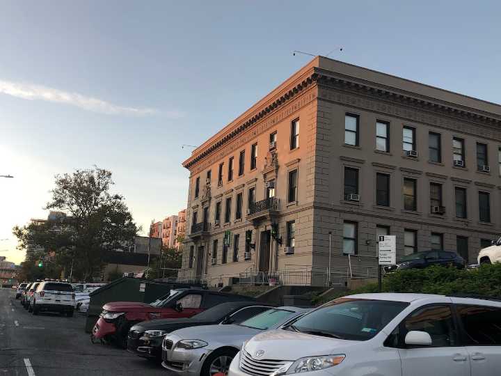 NYPD drone captures cocaine being thrown from window during raid