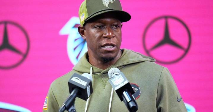 Reeling Falcons keep coming up short in big moments as losing streak hits 5 games