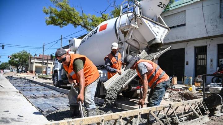 Cuáles serán los 10 barrios que tendrán obras de pavimento definitivo en 2026