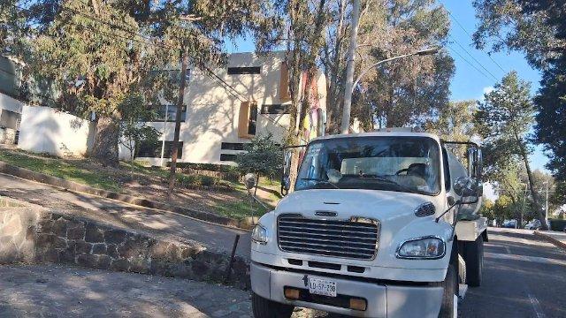 Busca UAEMéx solventar falta de agua en CU con pipas