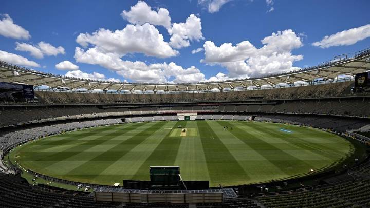 Cricket 
                                          Comments
                                        
                                          Premium
                                        Perth