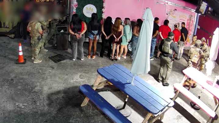 VIDEO: Chaos in a San Antonio ICE raid shows people hiding in food trucks, agents breaking security camera