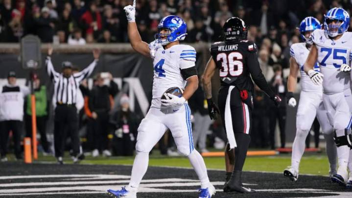 BYU's LJ Martin Reaches 1,000 Yard Mark For First Time