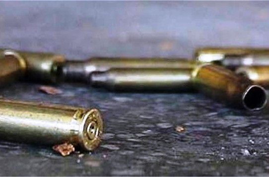 Policía asesina a un joven porque la víctima se burló de él