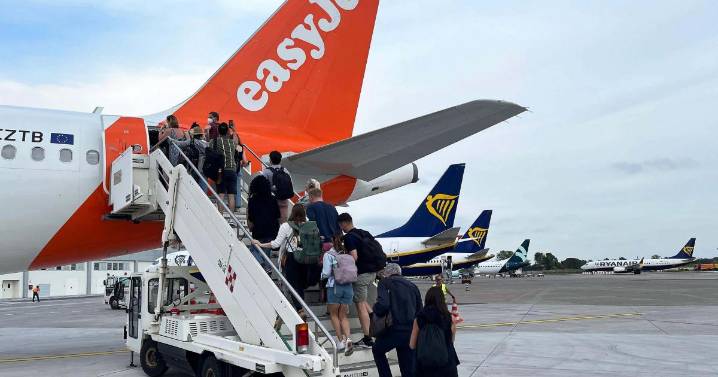 EasyJet boss warns against Budget move to hike flight taxes