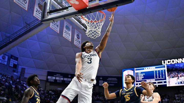 Karaban, Ball lead No. 4 UConn Huskies past Division I newcomer New Haven in season opener