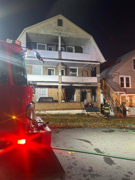 One dead after early morning fire in Johnstown