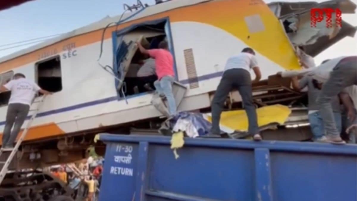 Chhattisgarh train tragedy: 4 dead, several trapped as passenger train collides with goods train