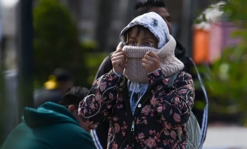 Se vienen mañanas frías: capital espera temperaturas de hasta 5 grados
