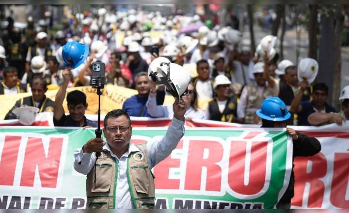 Confemin pide que ampliación del Reinfo hasta diciembre del 2027 sea aprobada en el Pleno