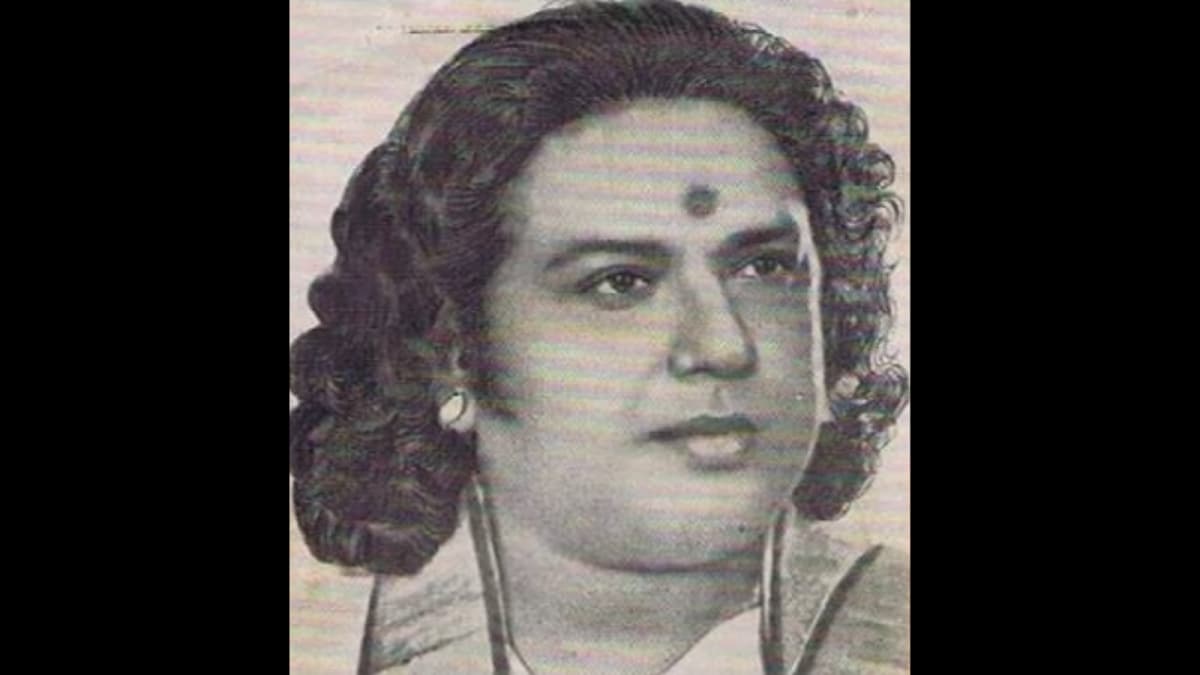 Tamil Film Icon Bought 1,000 Acres And 124 Houses; Today His Family Lives In Debt