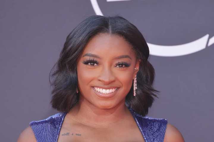 Simone Biles Splurges $90K on Luxury Obession, but This Time Without Jonathan Owens Simone Biles spends lavishly on a luxury obsession and shows her recent purchases off through social media posts. Kr