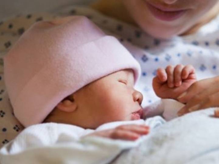 ¿Qué es la teoría del orden de nacimiento y cómo afecta las relaciones a futuro?