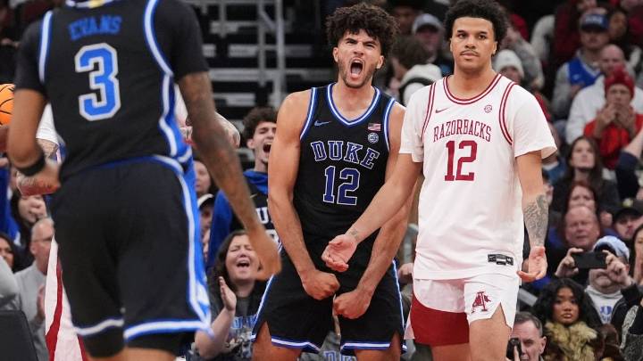Cameron Boozer scores 35, No. 4 Duke beats No. 22 Arkansas