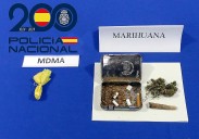 Detenido un varón en Salamanca mientras paseaba con marihuana y MDMA encima